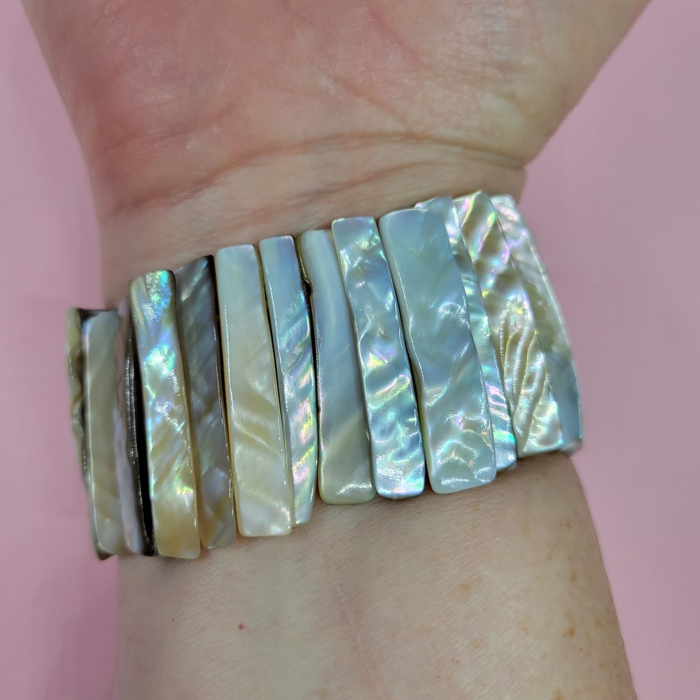 Cream colored Abalone shell bracelet